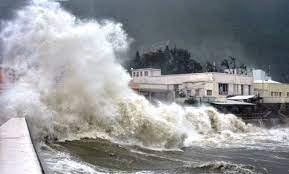 Potensi Gelombang Tinggi hingga 4 Meter, BMKG Imbau Transportasi Laut Hati-Hati